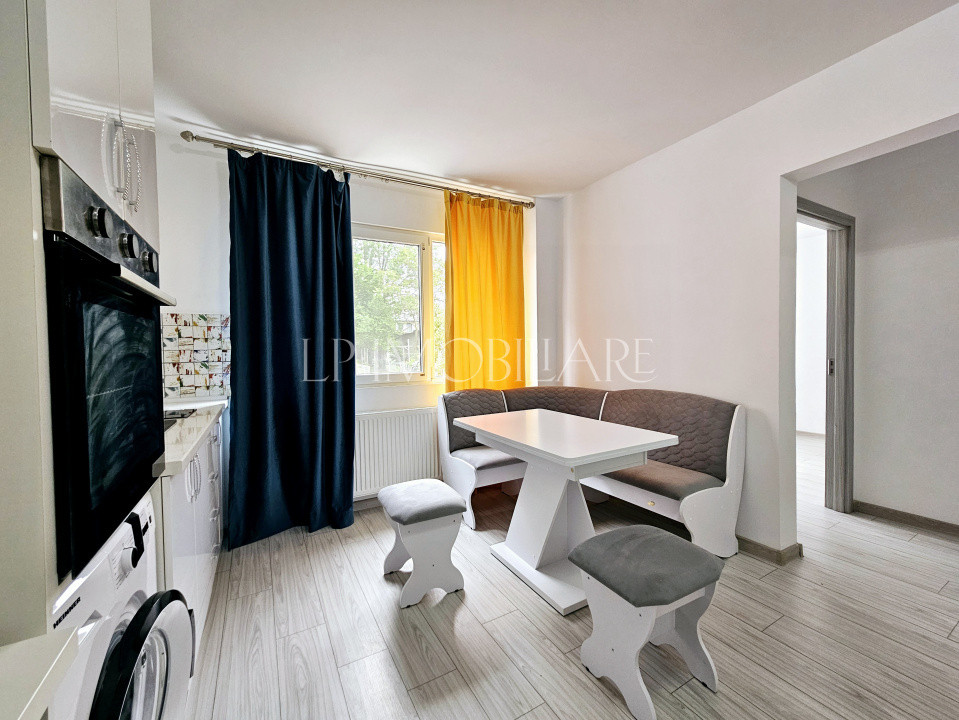 Pacii / Apartament de  inchiriat doua camere si birou