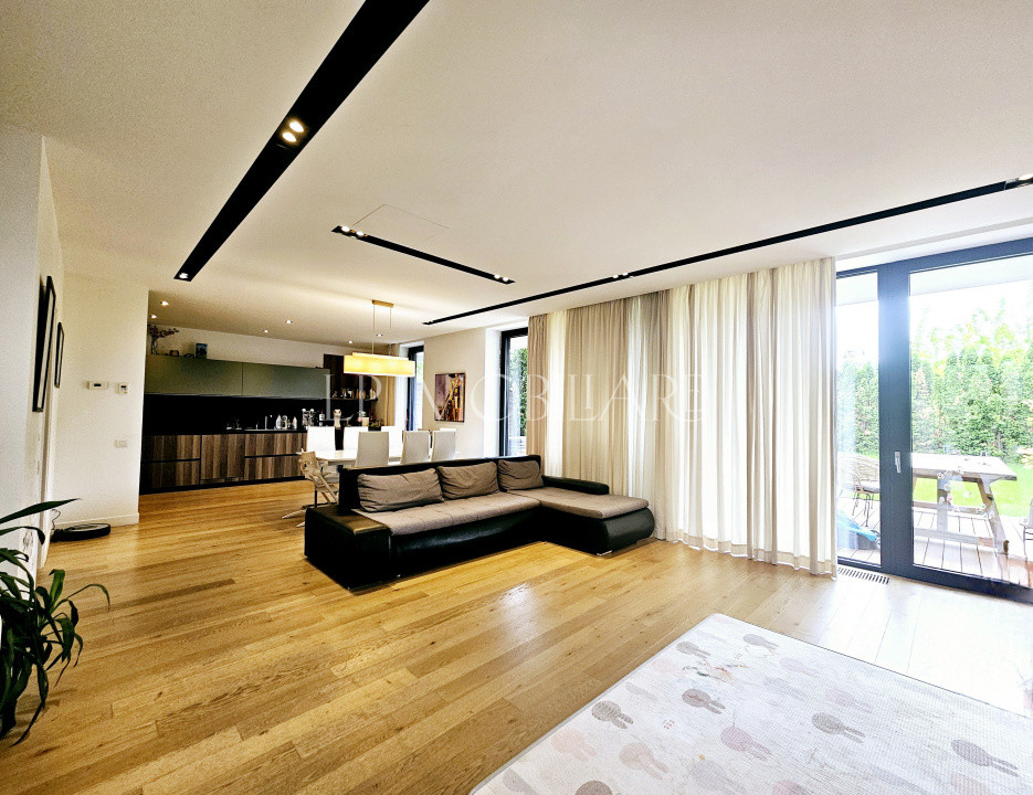 Amber Garden - Vila moderna de inchiriat