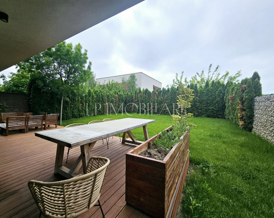 Amber Garden - Vila moderna de inchiriat