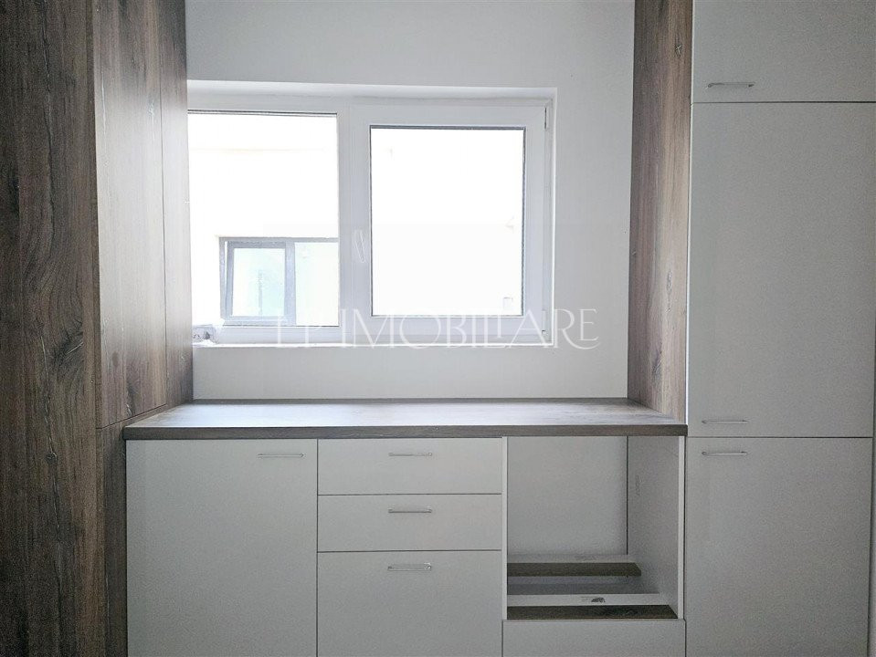Studio mobilat boxa inclusa in pret