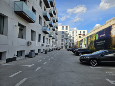 Studio mobilat boxa inclusa in pret