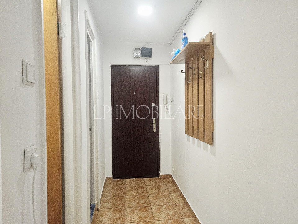 Apartament renovat de inchiriat