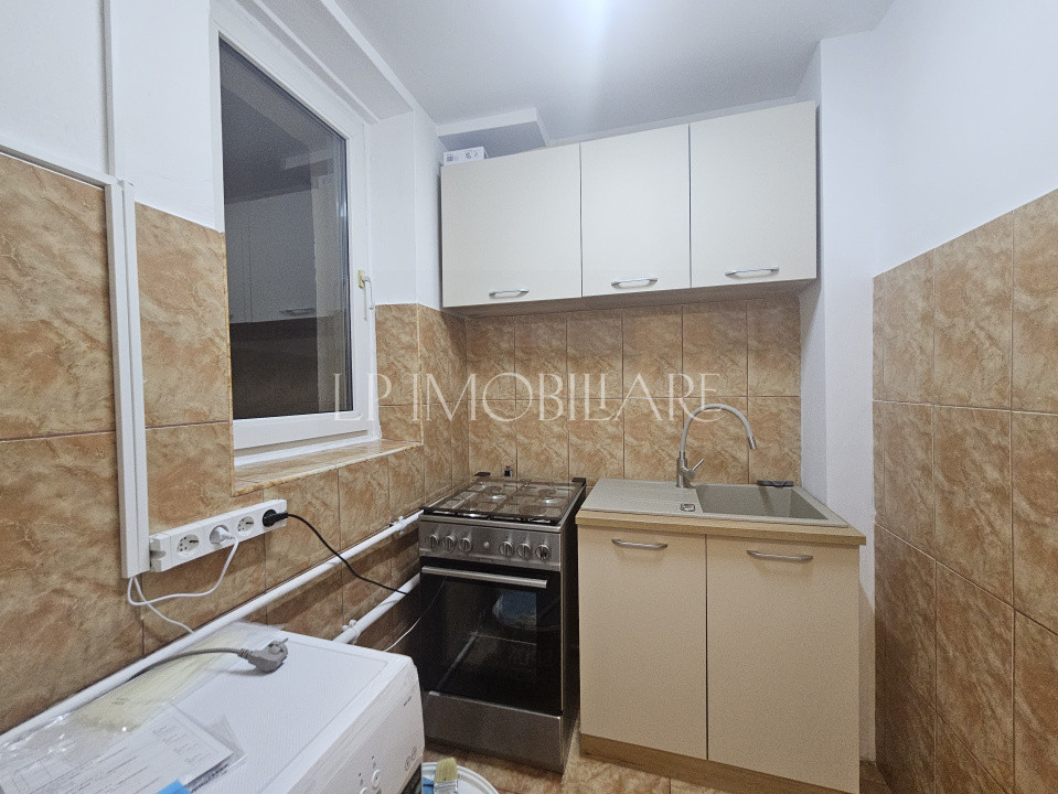 Apartament renovat de inchiriat