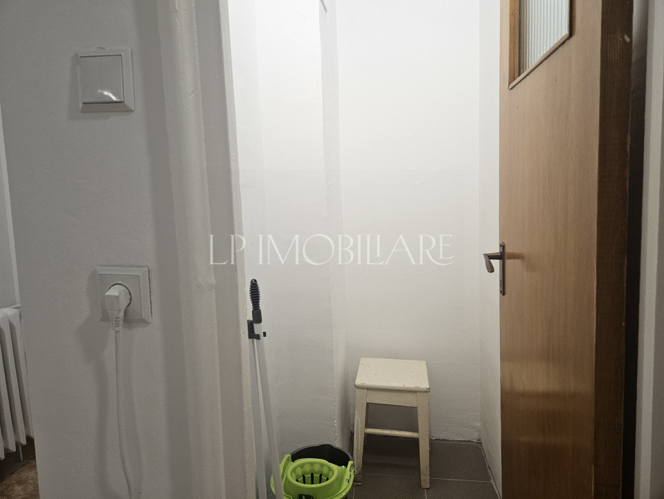 Apartament renovat de inchiriat