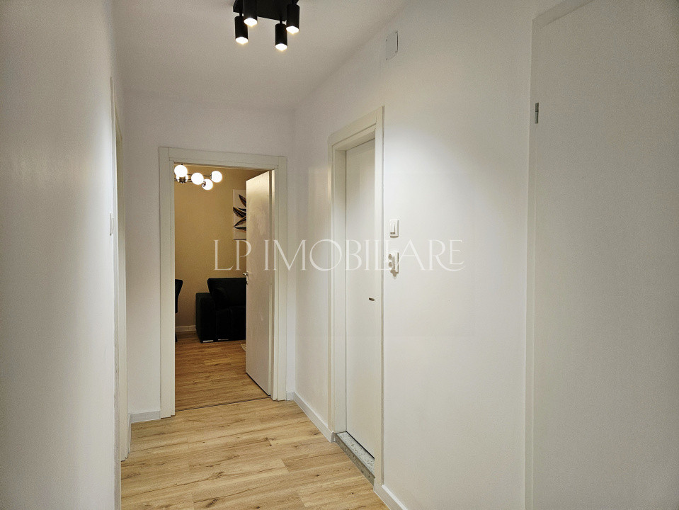 Prima inchiriere/ Apartament renovat 