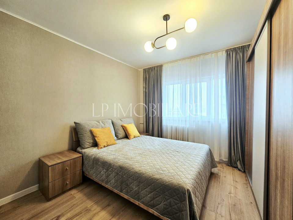 Prima inchiriere/ Polona/ Apartament decomandat