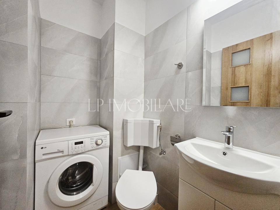 Prima inchiriere/Apartament  3 camere/ Tur video atasat