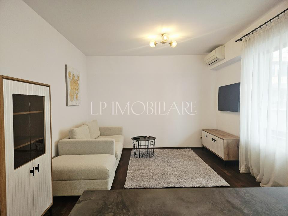 Aviatiei/Baneasa -Apartament  doua camere/ terasa/ parcare