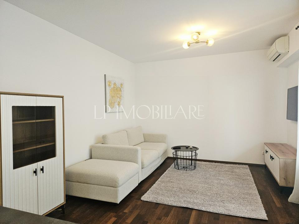 Aviatiei/Baneasa -Apartament  doua camere/ terasa/ parcare