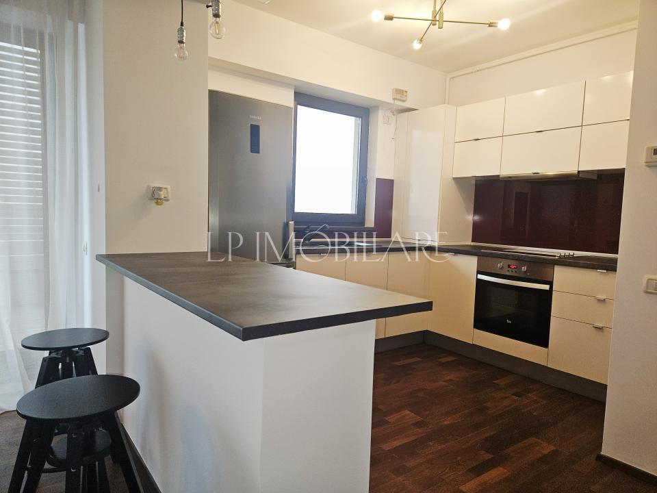 Aviatiei/Baneasa -Apartament  doua camere/ terasa/ parcare