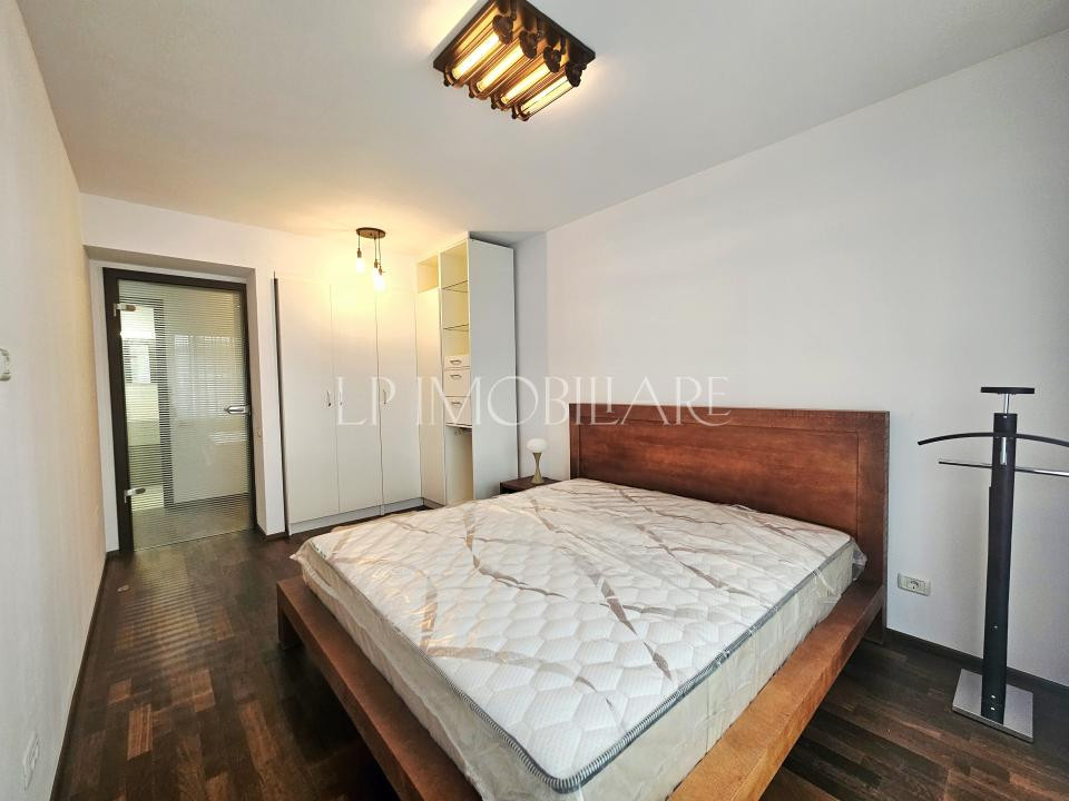 Aviatiei/Baneasa -Apartament  doua camere/ terasa/ parcare
