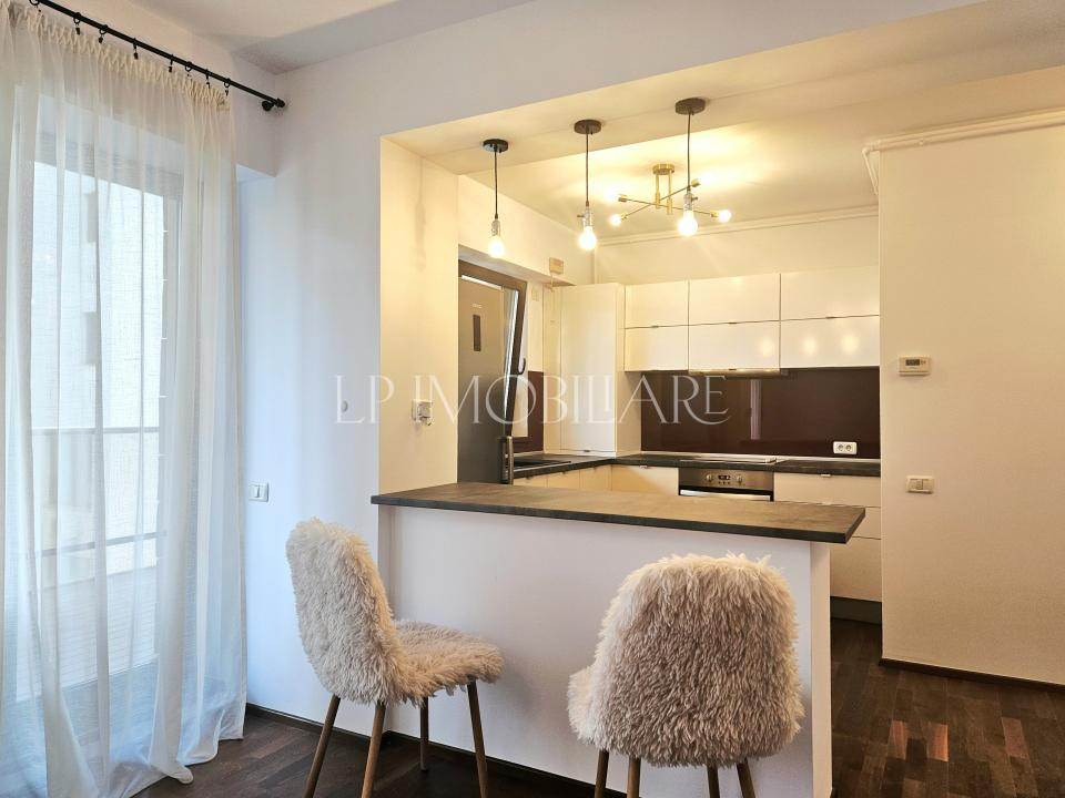 Aviatiei/Baneasa -Apartament  doua camere/ terasa/ parcare