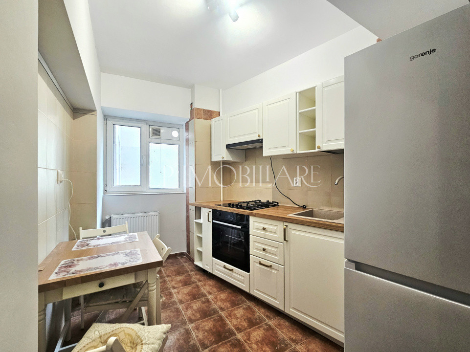 Prima inchiriere/ Apartament decomandat