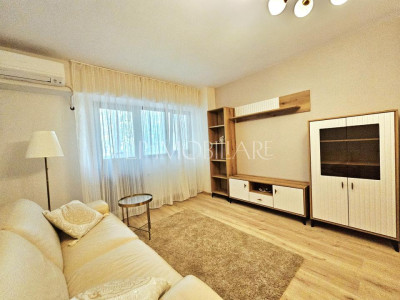 Prima inchiriere/ Apartament decomandat