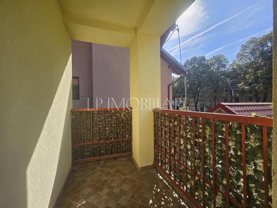 Casa familiei tale lângă Bulevardul Castanilor