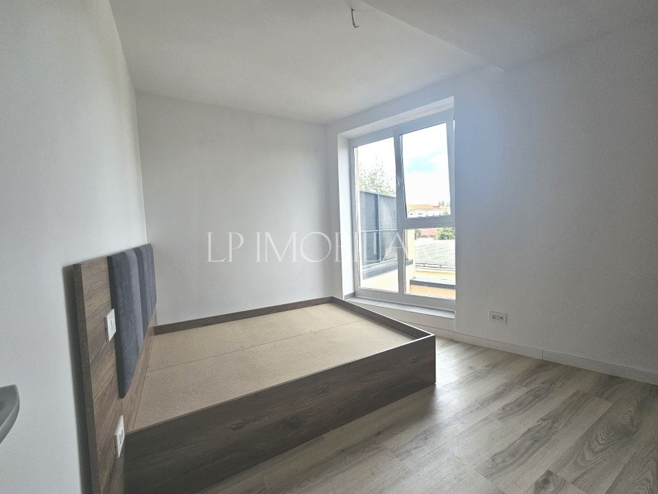 Apartament doua camere mobilat, boxa inclusa in pret